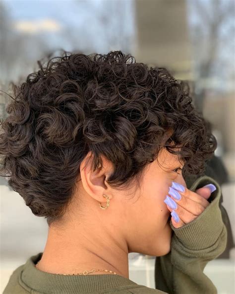 25 Modern Spiral Perm Hairstyles Women Are Getting Right Now