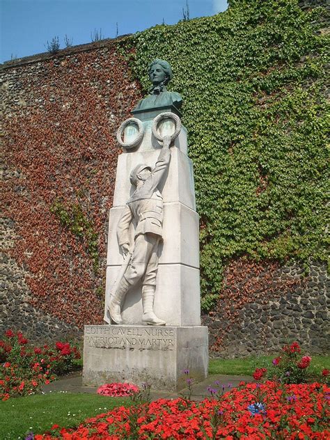 Edith Cavell | Edith cavell, Norwich cathedral, Monument