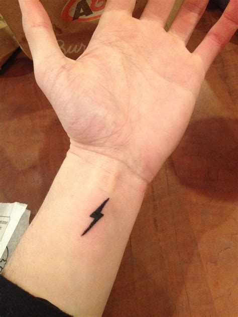 The Magic is Real Thanks to These Harry Potter Tattoos | Lightning bolt ...