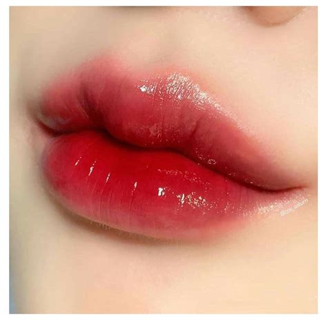 Glossy Lips Aesthetic, Pin on bocas - Aesthetic glossy lips clipart is ...