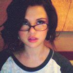 Selena with glasses - Selena Gomez Avatar (83398)