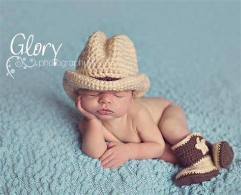 Crochet Cowboy Outfit Pattern Ideas - The WHOot | Bebé vaquero ...