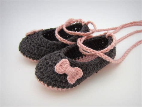 Crochet Pattern Baby Ballet Flats and Mini Crochet Bows - Etsy