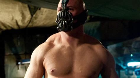 8 Little Known Nuances In Tom Hardy’s Performance That Made Nolan’s Bane Awesome – Page 4