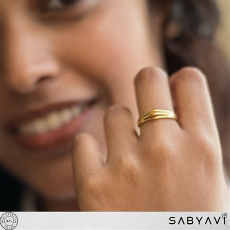 Wear this beautiful arrow band and create a daily look that matches everything. #iamsabyavi # ...