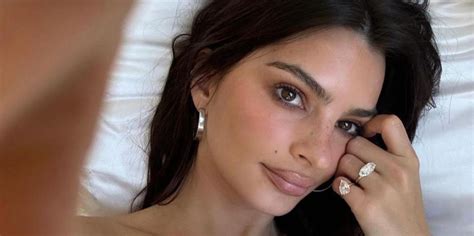 EmRata has her engagement ring redesigned into two divorce rings