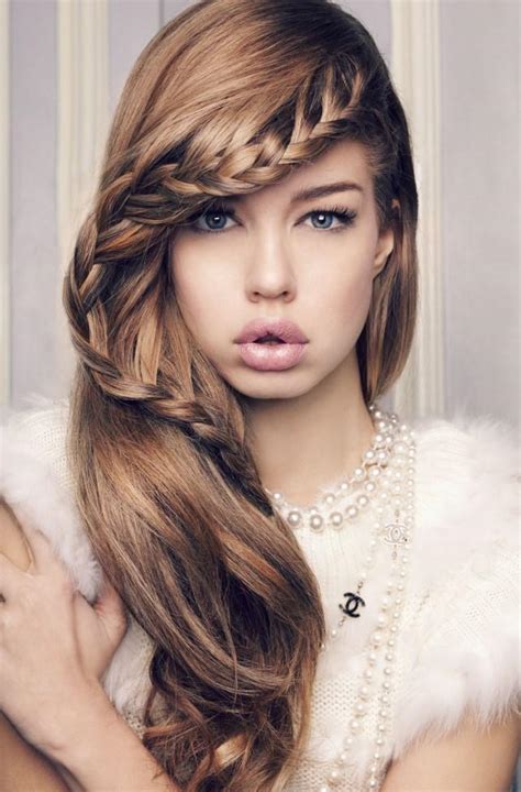 New Fashion Styles: Latest Girls Long HairStyle 2013