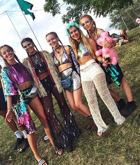 Festival outfits Festival Girls, Festival Gear, Music Festival Outfits, Festival Fashion, Music ...