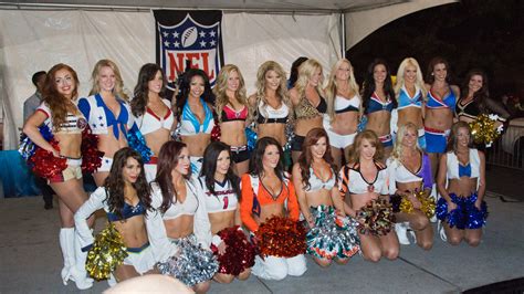 Pro Cheerleader Heaven: Some NFL Pro Bowl Cheerleaders For Today's Game