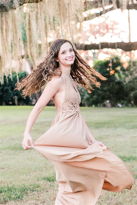 Www.instagram/Daynalenkphotography.com Dayna Lenk Photography | Twirling dress photography ...