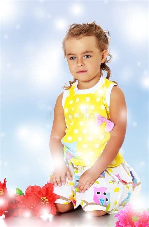 160 Little Girl Lay Snow Stock Photos - Free & Royalty-Free Stock Photos from Dreamstime