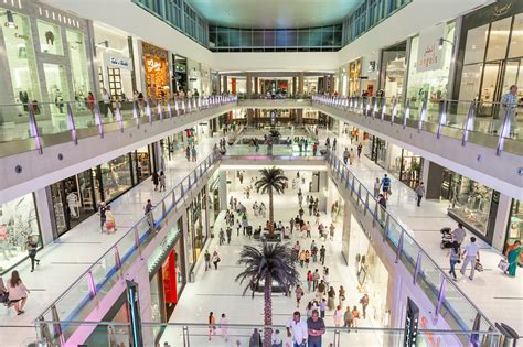 The Dubai Mall | 12 Insane Shopping Travel Destinations to Add to Your Bucket List | POPSUGAR ...