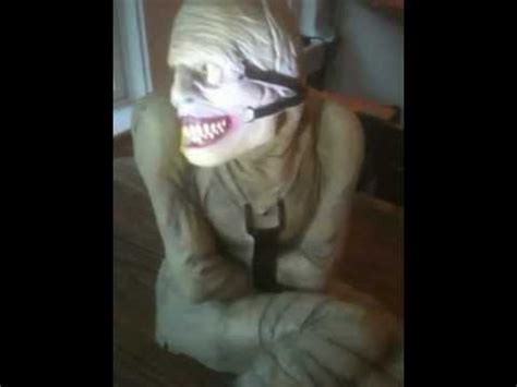 Spazm animated halloween prop - YouTube