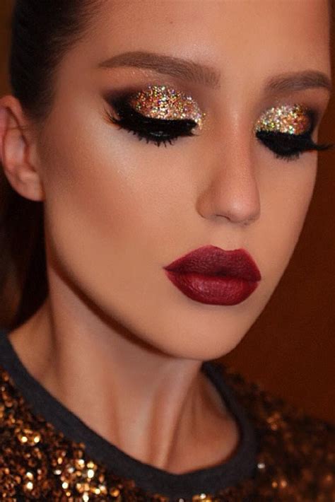 48 Amazing Glitter Christmas Makeup Ideas | Golden eye makeup, Gold eye ...