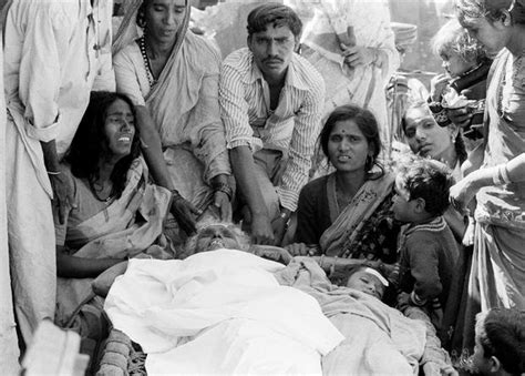 The Bhopal disaster, 30 years later - Bhopal, India, lethal gas disaster remembered 30 years ...