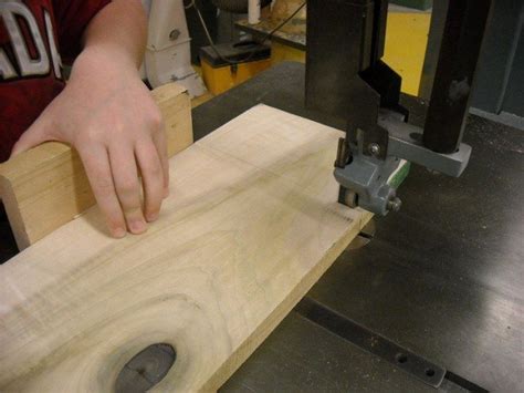 Unique Bandsaw Box: Inspiring 8-Step Project – DIY projects for everyone!