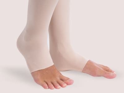 Lipoedema compression garments | LIPOELASTIC