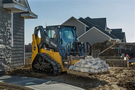 Deere Introduces Four Final Tier 4 G-Series Skid Steers, Compact Track Loader | Rural Lifestyle ...