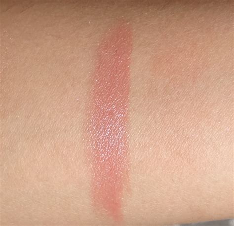 Mac Hug Me Lipstick Swatches, Review: The Perfect Nude ! - Peachesandblush