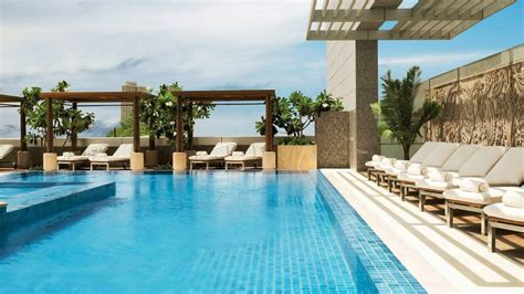 Four Seasons Hotel Mumbai - Hotels & Style