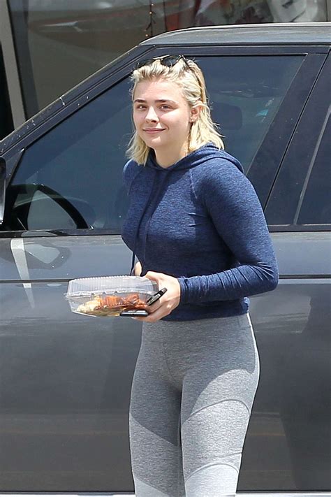 Chloe Moretz in tight at Aroma Cafe in Los Angeles – GotCeleb