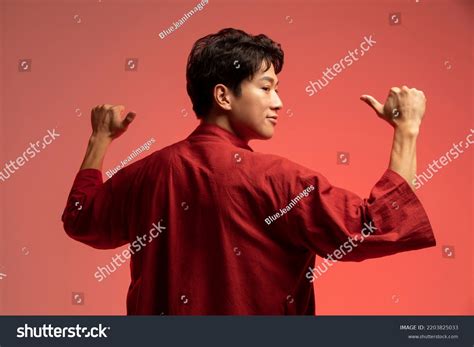 Asian Man Pointing Up: Over 20,641 Royalty-Free Licensable Stock Photos | Shutterstock