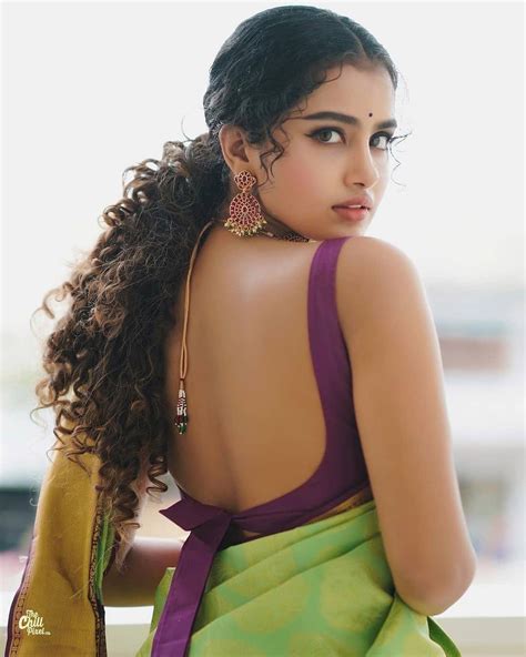 Anupama Parameswaran in Saree hot photos | Anupama Parameswaran looking ...