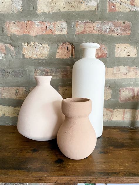 Faux Ceramic Vases DIY - bits and bites