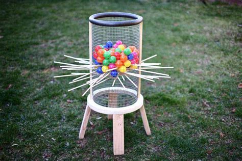 How to Build a Giant DIY Kerplunk Game for Outdoors - TheDIYPlan