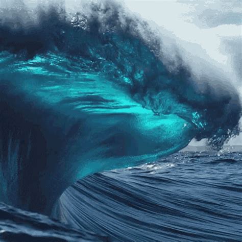 Waves Awesome GIF - Waves Awesome Splash - Discover & Share GIFs