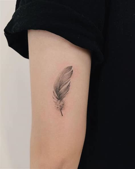 Top more than 76 feather with heart tattoo - in.coedo.com.vn