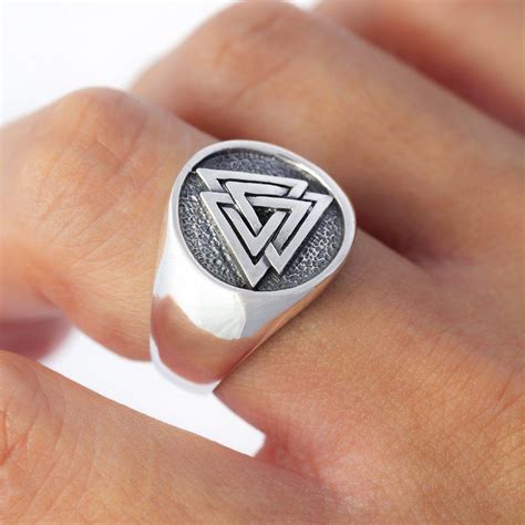 925 Sterling Silver Valknut Signet Ring | Viking ring, Sterling silver ...