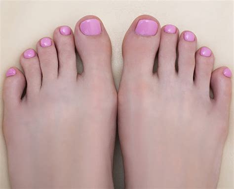 Easy Methods To Grow Toenails Faster | HerZindagi