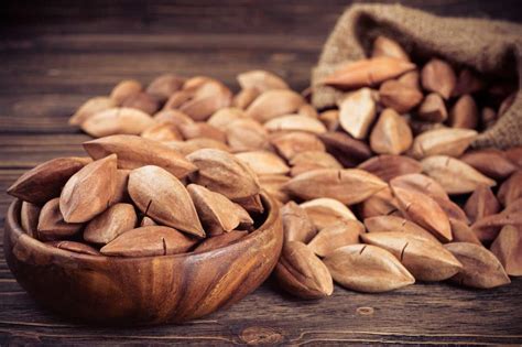 Everything You Should Know About Pili Nuts- HealthifyMe