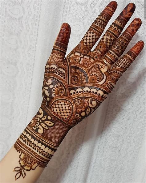 Top 111+ Latest & Simple Arabic Mehndi Designs for Hands & Legs | Dulhan mehndi designs, Mehndi ...