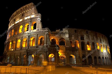 Coliseum at night — Stock Photo © grublee #1084599