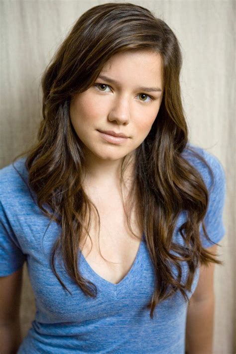 Hanna Mangan Lawrence | Beauty, Long hair styles, Actresses