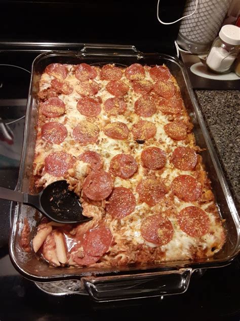 PEPPERONI PIZZA CASSEROLE – Kitch Me Now