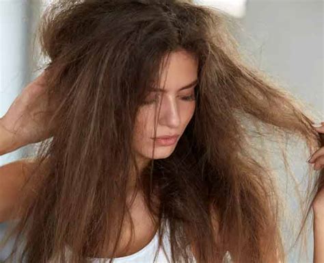 Avoid Tangled, Frizzy Hair In The Morning By Not Making These Mistakes | HerZindagi