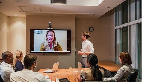 6 Types of Video Conferencing Technology - WorkHub