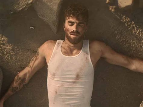 دانلود آهنگ High از The Chainsmokers با متن و ترجمه - مجله علمی تفریحی بیبیس