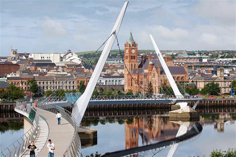 48 Hours in the Historic Walled City of Derry ~ Londonderry, N Ireland ...