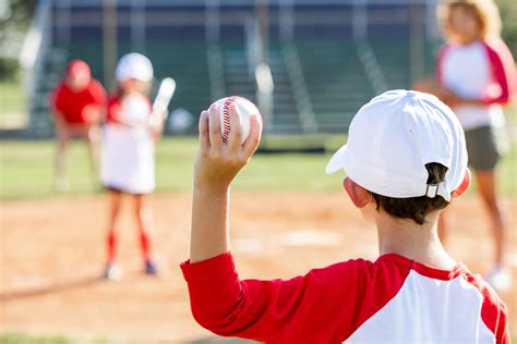 4 Easy Ways to Keep a Little League Pitch Count