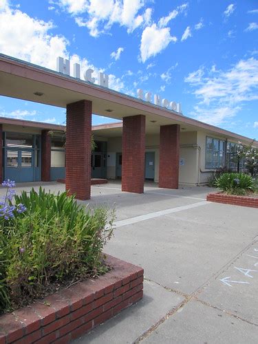 Arroyo High School | San Lorenzo CA Built 1954 Fantastically… | Flickr