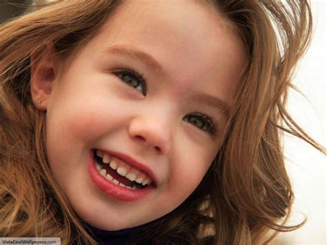 Cute Baby Girl Smiling HD Wallpaper | Cute Little Babies
