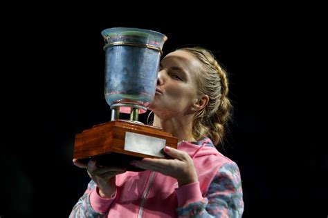 Kuznetsova wins Kremlin Cup, beating Pavlyuchenkova - Sports Illustrated