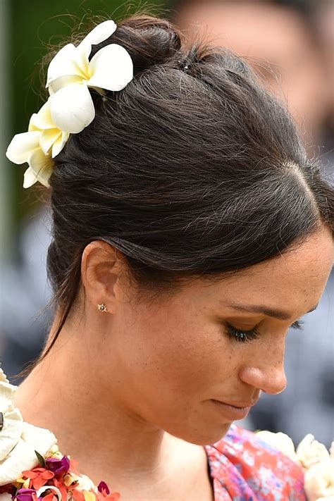 The Best Meghan Markle Hairstyles of All Time Straight Ponytail ...