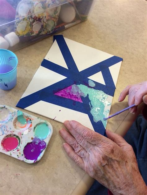 Dementia activities crafts, Art therapy activities, Elderly activities