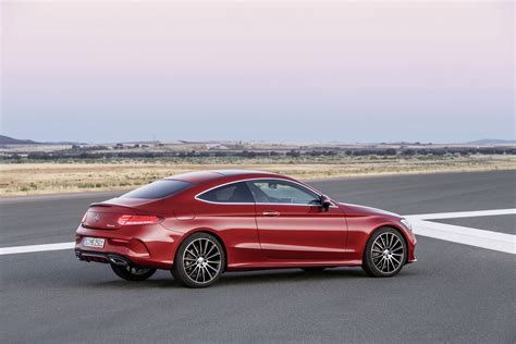 Mercedes-Benz redesigns C-Class coupe for 2016 - Autos.ca