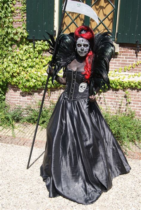 Female Grim Reaper (i guess) Castlefest 8/4/2013 Lisse, Holland | Fancy ...